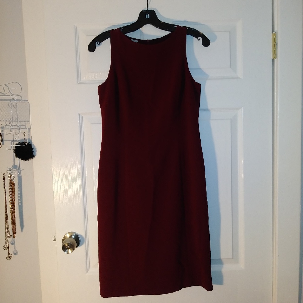 Burgundy knee-length dress